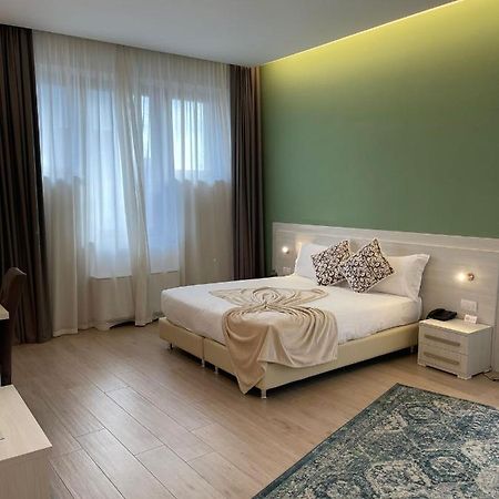Palazzo Marignano Hotel Melegnano Exteriér fotografie