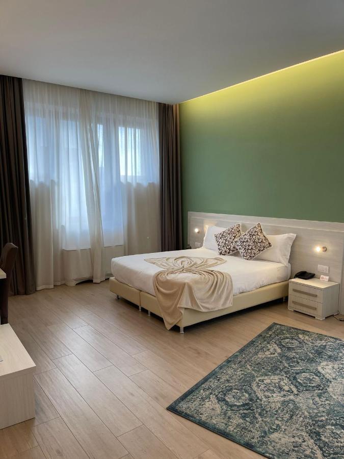 Palazzo Marignano Hotel Melegnano Exteriér fotografie
